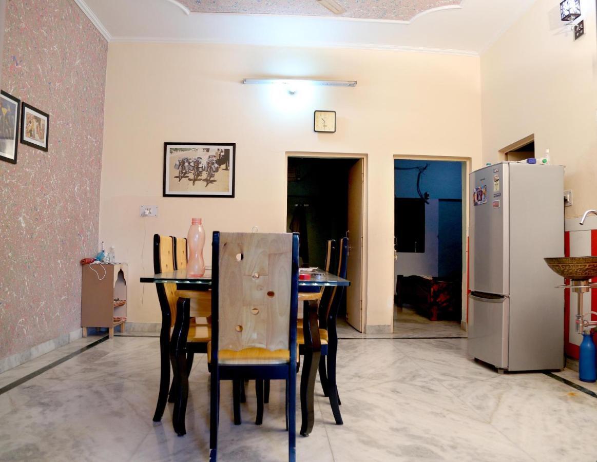 Tuk Tuk Homestay Agra  Εξωτερικό φωτογραφία